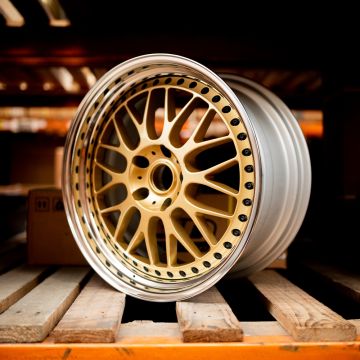WORK VS-XX - Pair of Wheels - 19x9.5" ET+28 5x120 | Gold with Polished Lips